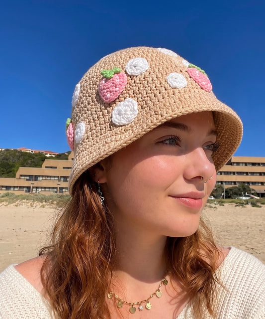 Crochet Strawberry Bucket Hat Pattern PDF | Fruit Appliqué Sun Hat | Easy Beginner Cottagecore Summer Beach Hat Instant Download